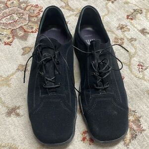 Stuart Weitzman black Games style shoe